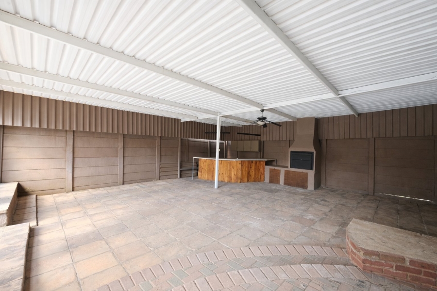 4 Bedroom Property for Sale in Vaalpark Free State